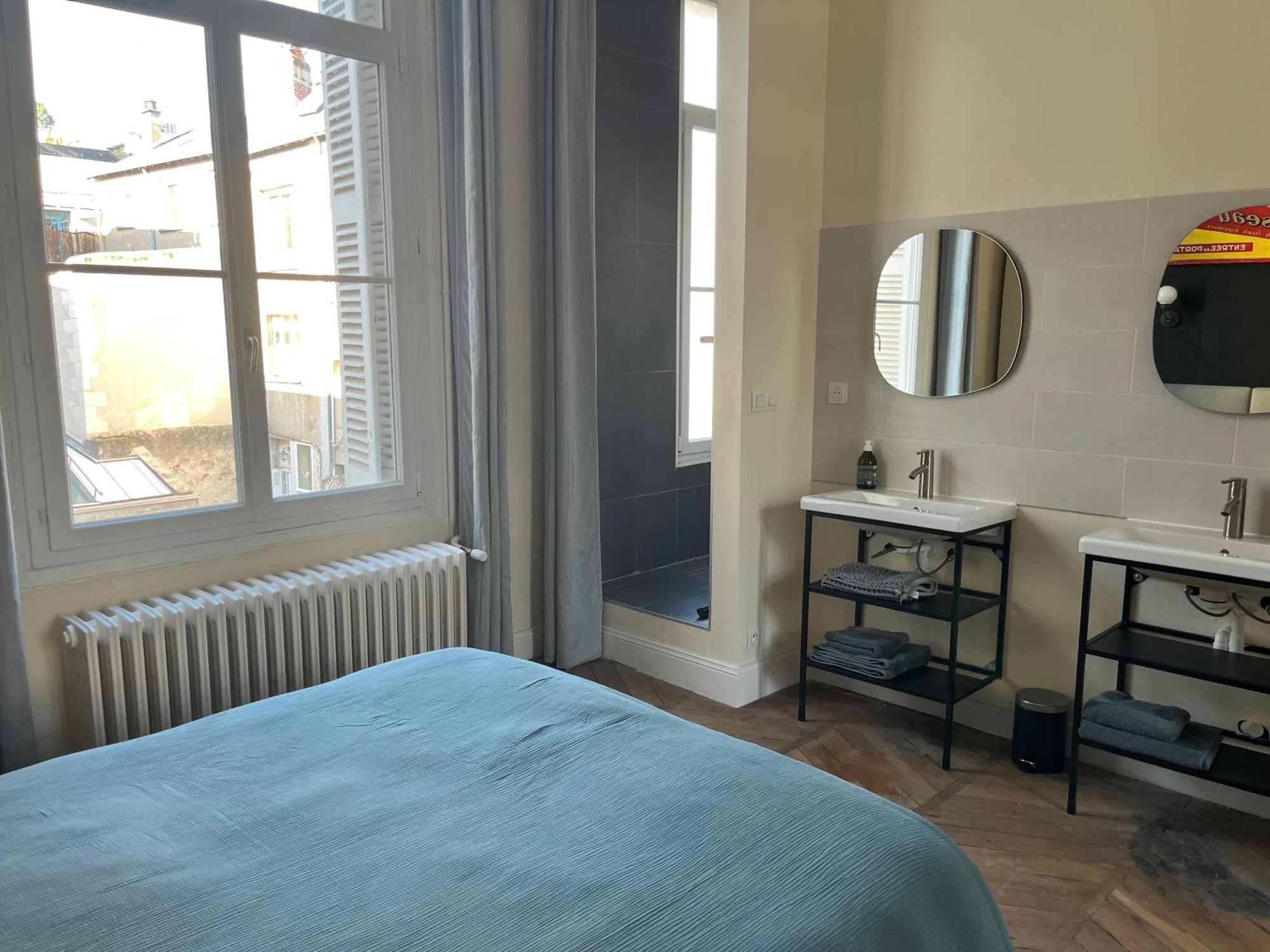 Une Escapade Au Coeur De Tours Esterno foto